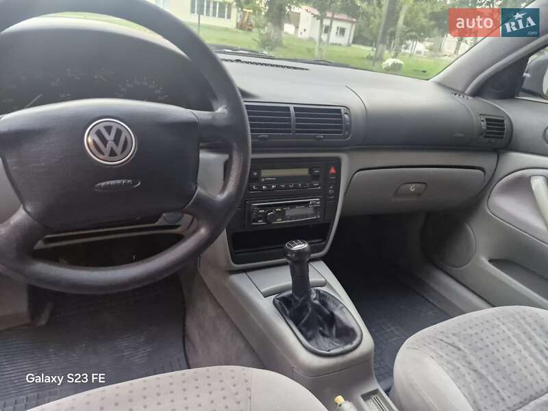 Седан Volkswagen Passat 1997 в Тернополе