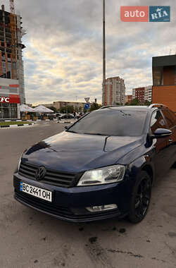 Универсал Volkswagen Passat 2012 в 