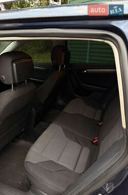 Универсал Volkswagen Passat 2012 в 