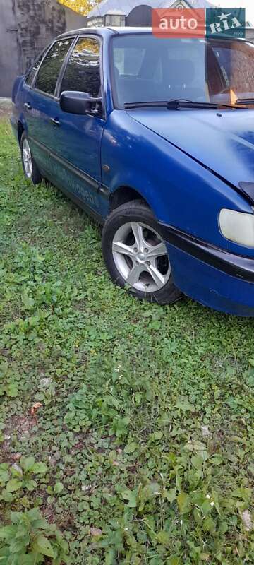 Седан Volkswagen Passat 1996 в Хотине фото 3 Седан Volkswagen Passat 1996 в Хотине