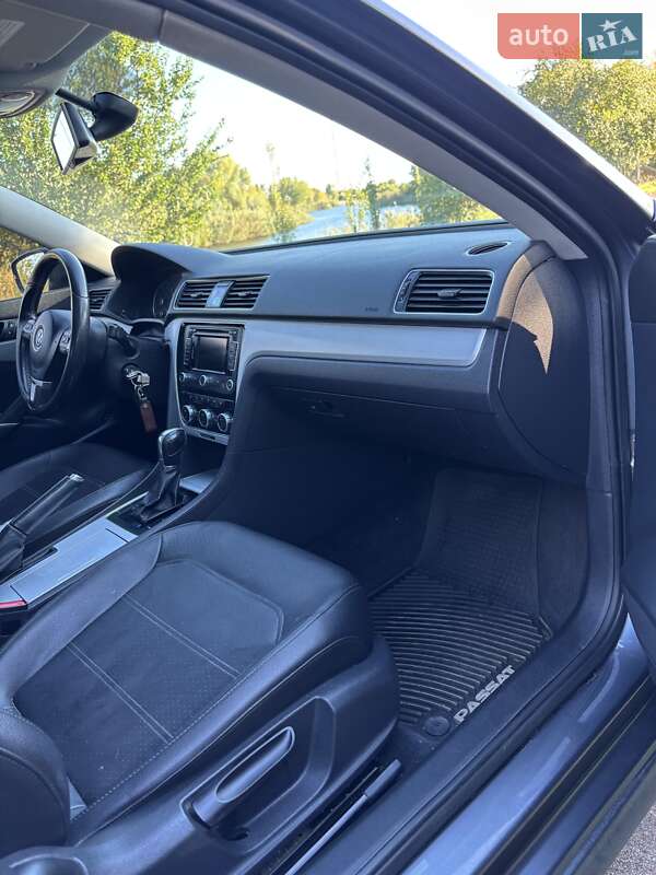 Седан Volkswagen Passat 2012 в Кременчуге фото 11 Седан Volkswagen Passat 2012 в Кременчуге