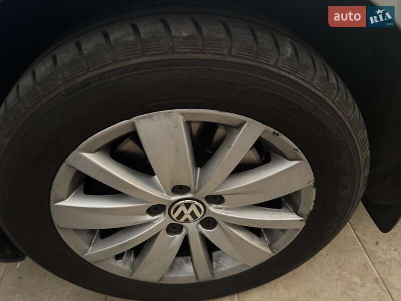 Універсал Volkswagen Passat 2012 в Херсоні