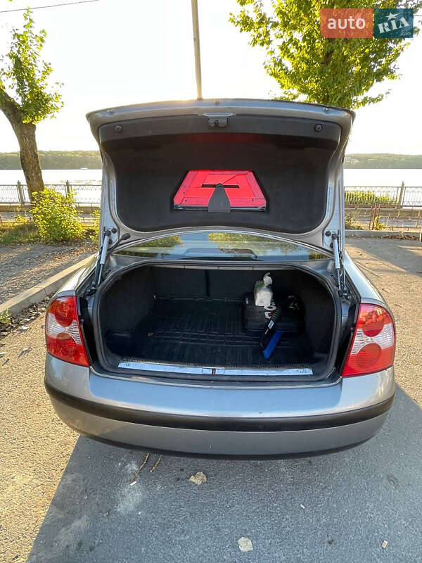 Седан Volkswagen Passat 2001 в Тернополе фото 14 Седан Volkswagen Passat 2001 в Тернополе