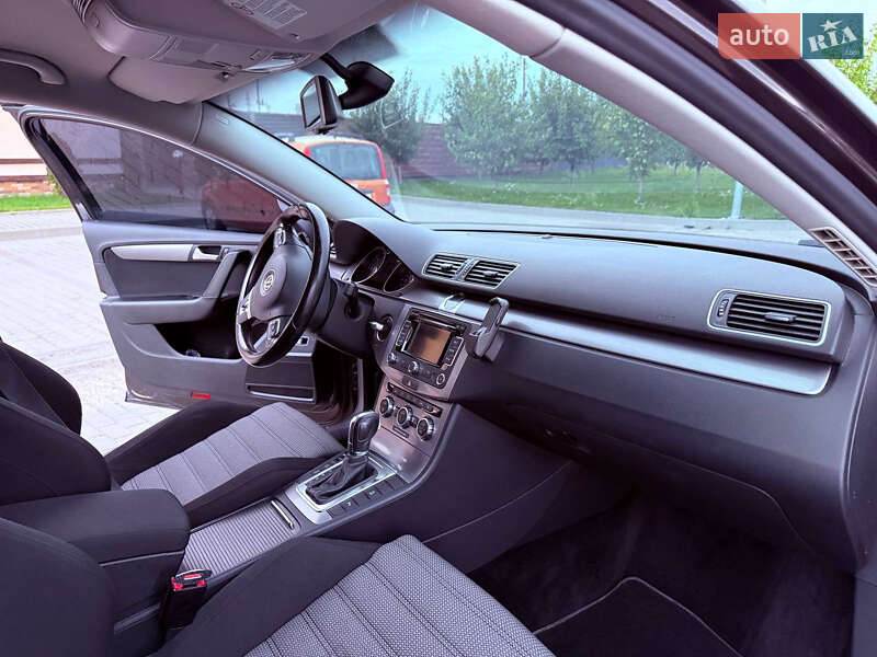 Универсал Volkswagen Passat 2013 в Радехове