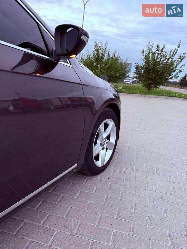 Универсал Volkswagen Passat 2013 в Радехове