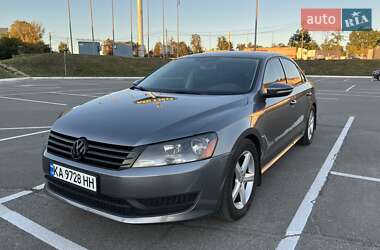 Седан Volkswagen Passat 2012 в Виннице