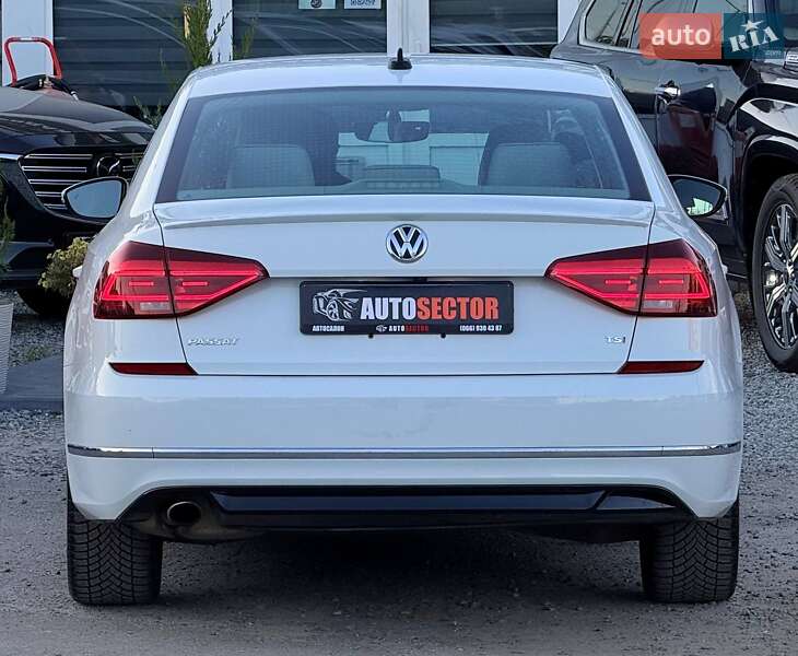 Седан Volkswagen Passat 2018 в Харькове