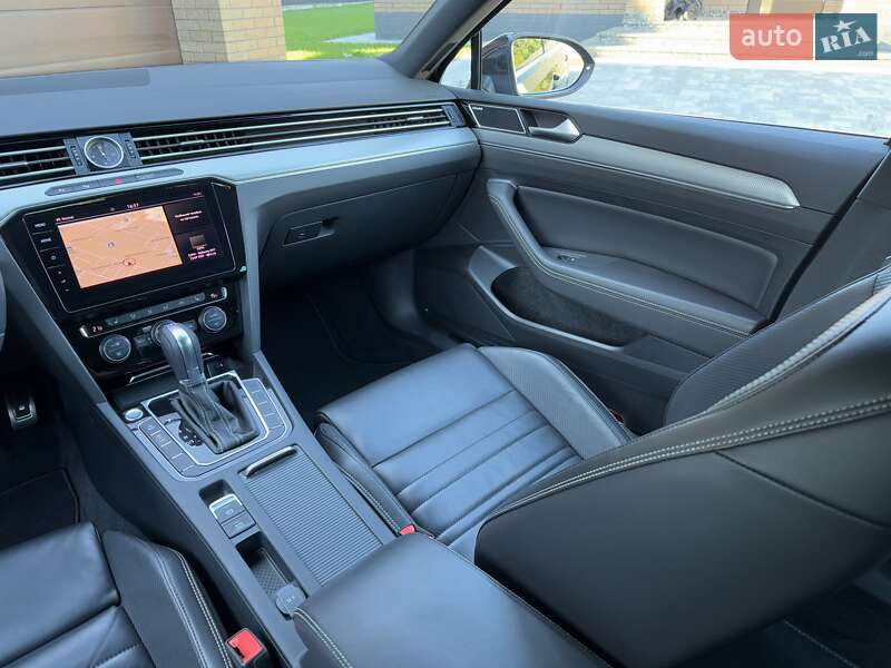 Универсал Volkswagen Passat 2019 в Луцке