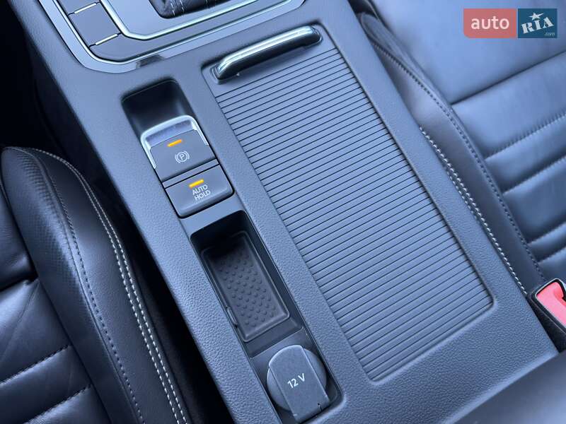 Универсал Volkswagen Passat 2019 в Луцке