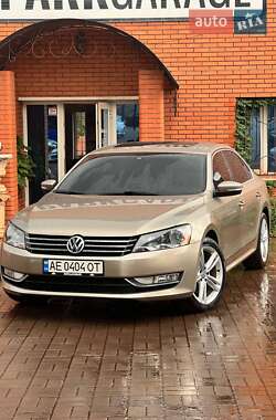 Седан Volkswagen Passat 2014 в Кривом Роге