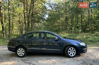 Седан Volkswagen Passat 2008 в 