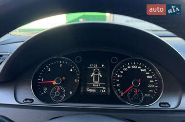 Универсал Volkswagen Passat 2011 в 