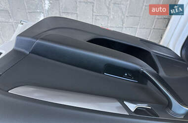Универсал Volkswagen Passat 2011 в 