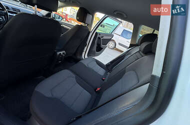 Универсал Volkswagen Passat 2011 в 