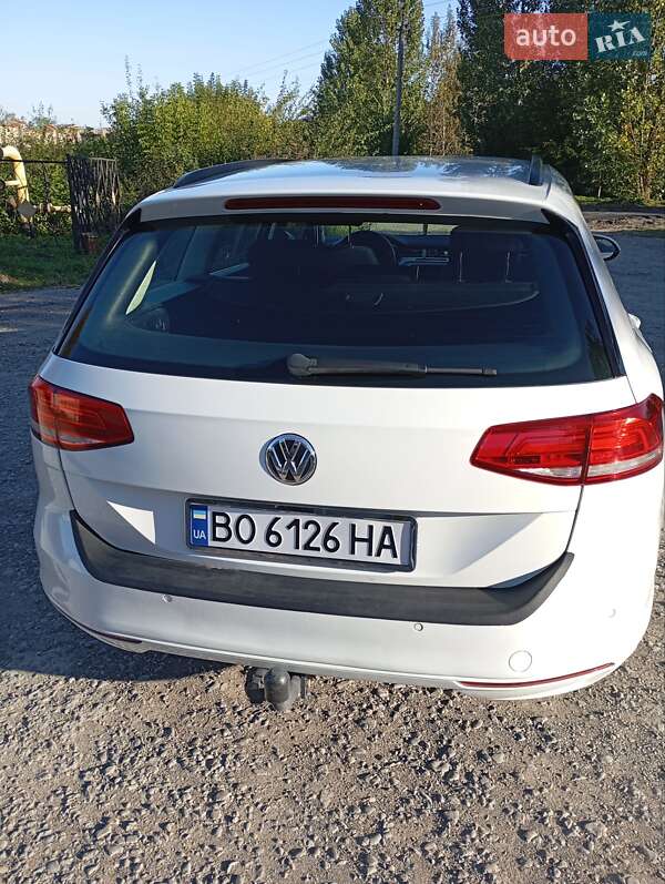 Универсал Volkswagen Passat 2015 в Зборове