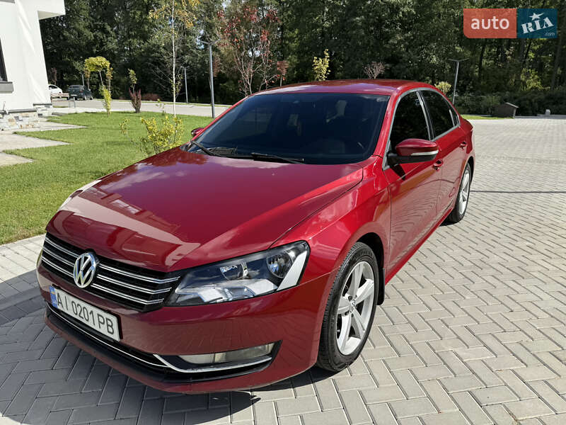 Седан Volkswagen Passat 2015 в Києві