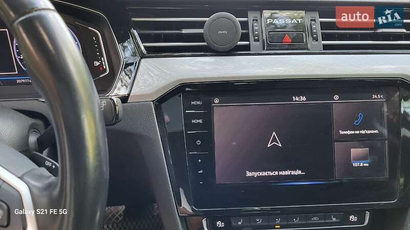 Универсал Volkswagen Passat 2020 в Киеве