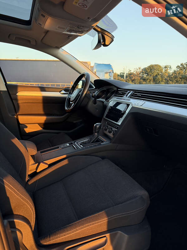 Универсал Volkswagen Passat 2018 в Радивилове
