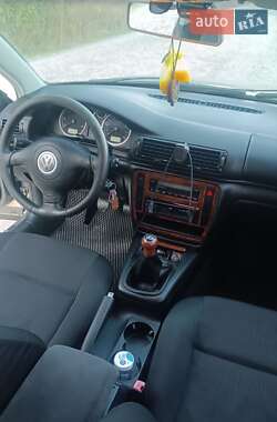 Седан Volkswagen Passat 2001 в Бучачі