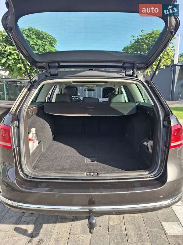 Универсал Volkswagen Passat 2012 в Луцке фото 12 Универсал Volkswagen Passat 2012 в Луцке
