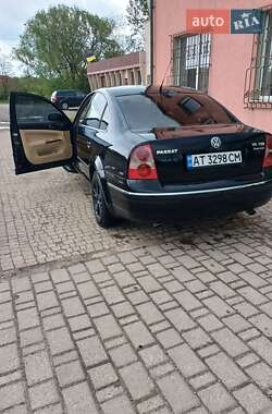 Седан Volkswagen Passat 2003 в Рожнятове