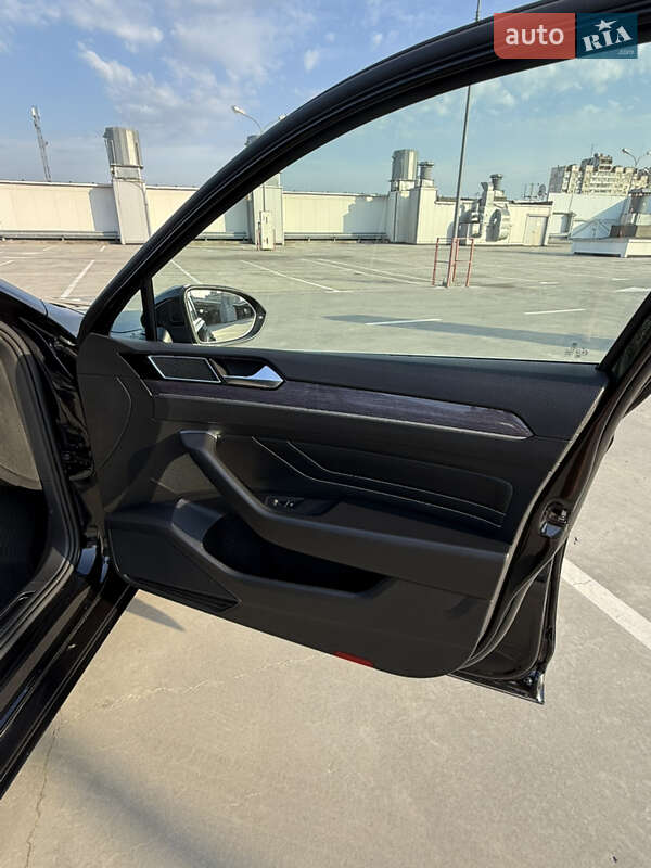 Универсал Volkswagen Passat 2019 в Крюковщине