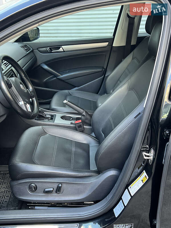 Седан Volkswagen Passat 2014 в Харькове