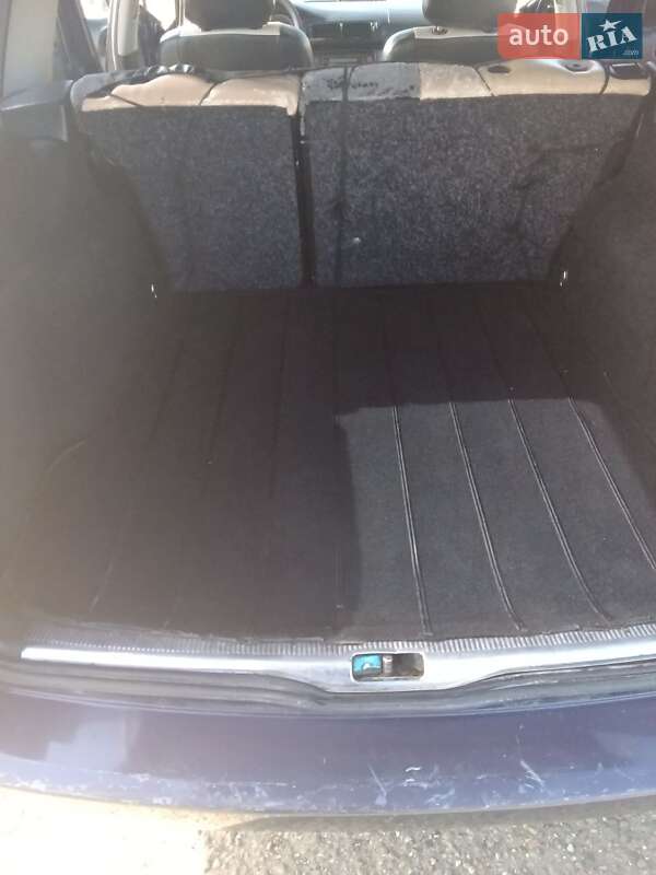 Універсал Volkswagen Passat 2002 в Косові