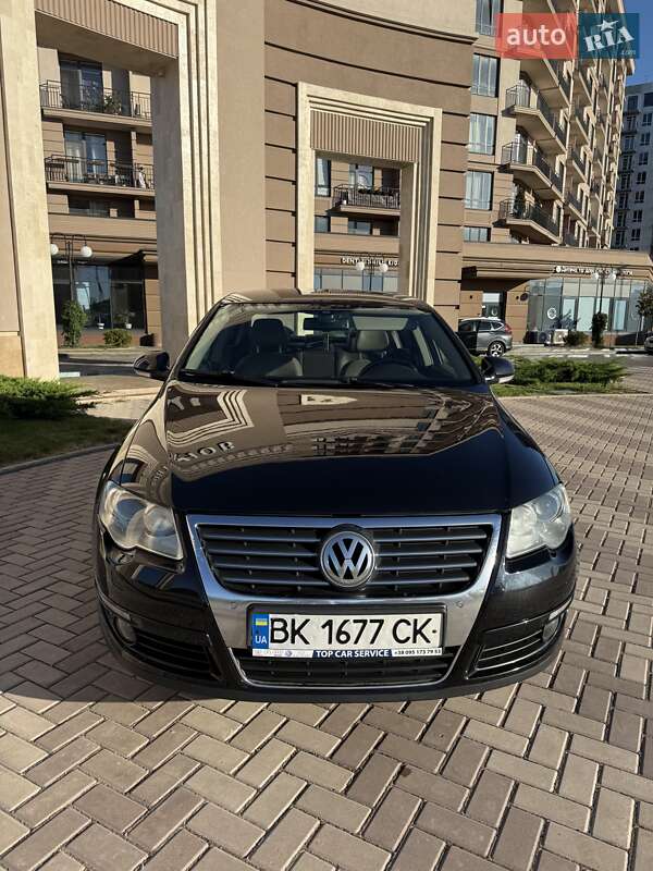 Седан Volkswagen Passat 2008 в Одессе