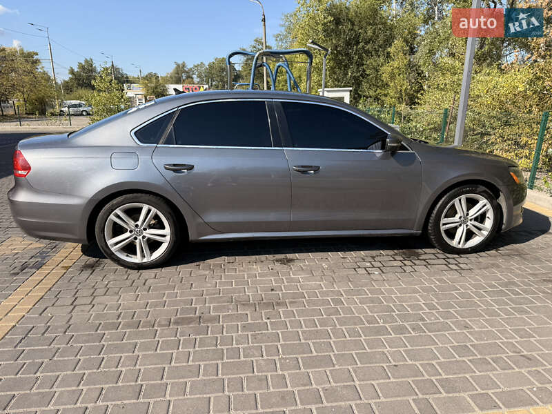 Седан Volkswagen Passat 2013 в Днепре фото 9 Седан Volkswagen Passat 2013 в Днепре