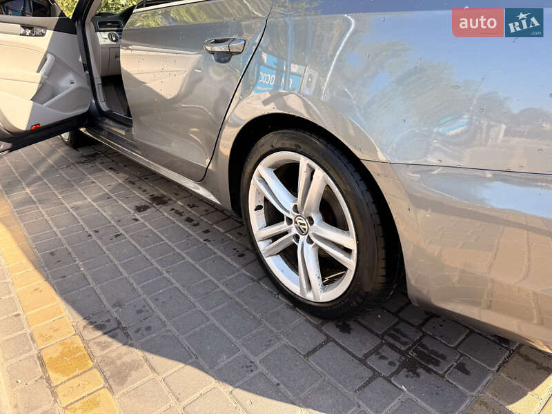 Седан Volkswagen Passat 2013 в Днепре фото 14 Седан Volkswagen Passat 2013 в Днепре