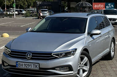 Универсал Volkswagen Passat 2020 в 