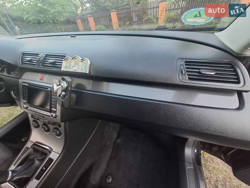 Универсал Volkswagen Passat 2006 в Львове
