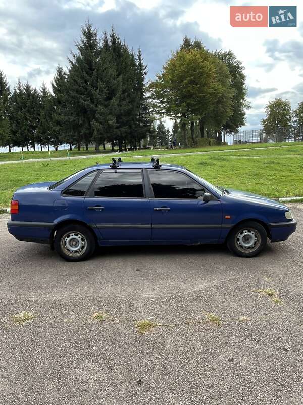 Седан Volkswagen Passat 1994 в Стрые фото 3 Седан Volkswagen Passat 1994 в Стрые