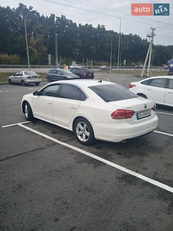 Седан Volkswagen Passat 2013 в Киеве фото 5 Седан Volkswagen Passat 2013 в Киеве