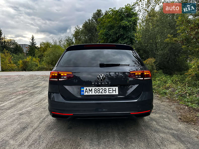 Універсал Volkswagen Passat 2021 в Житомирі