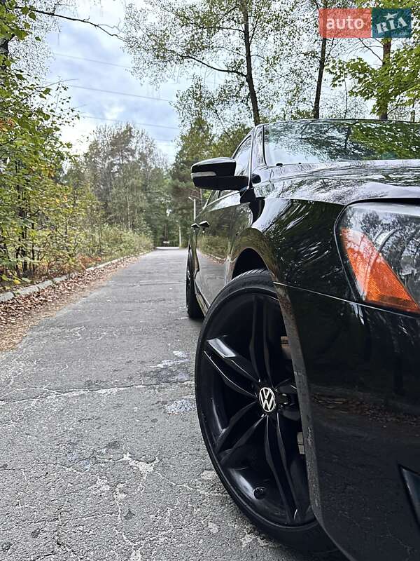 Седан Volkswagen Passat 2012 в Здолбунове