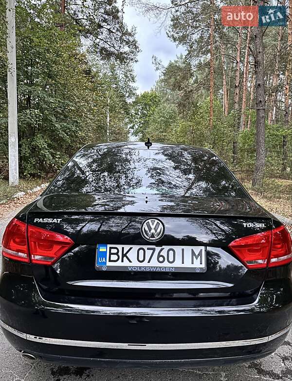 Седан Volkswagen Passat 2012 в Здолбунове
