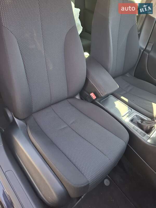 Универсал Volkswagen Passat 2010 в Луцке