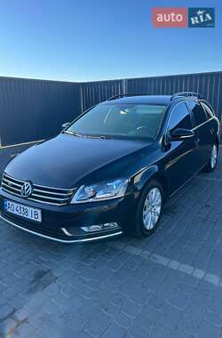 Универсал Volkswagen Passat 2011 в 