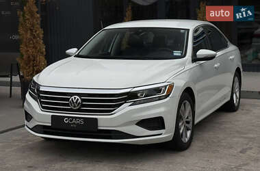 Седан Volkswagen Passat 2020 в Києві