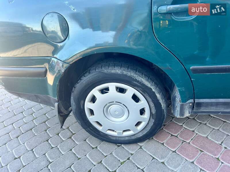 Универсал Volkswagen Passat 1999 в Ивано-Франковске