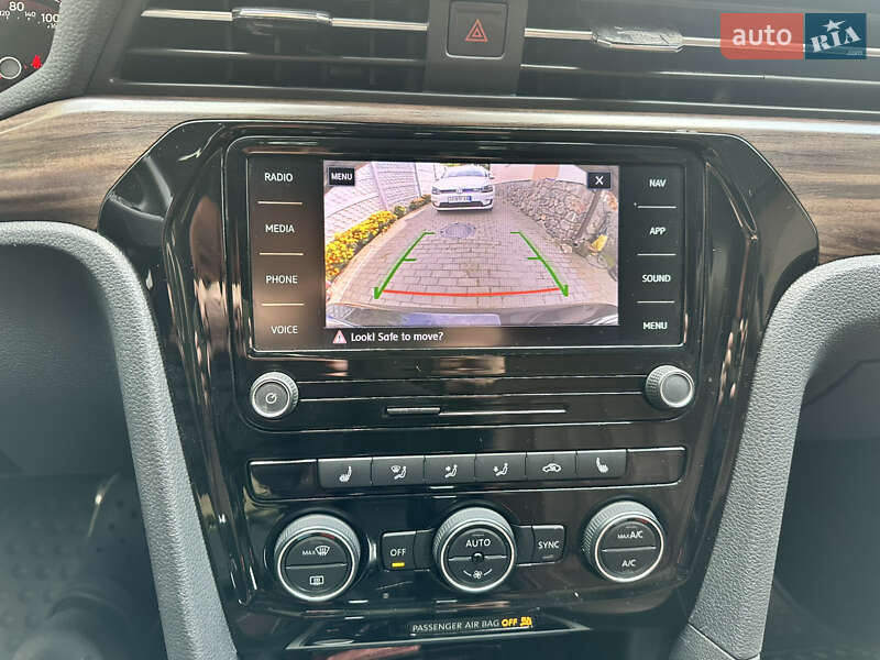 Седан Volkswagen Passat 2020 в Харкові