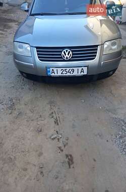 Седан Volkswagen Passat 2004 в Киеве