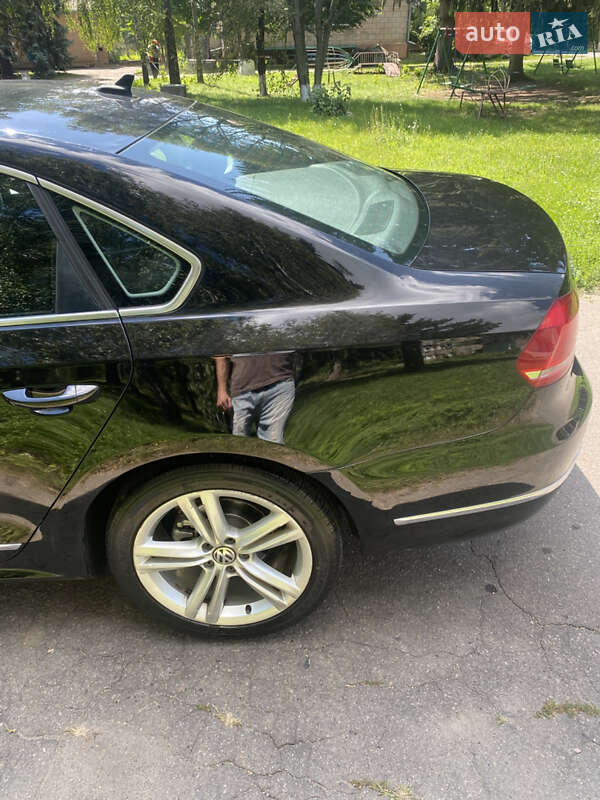 Седан Volkswagen Passat 2012 в Умани
