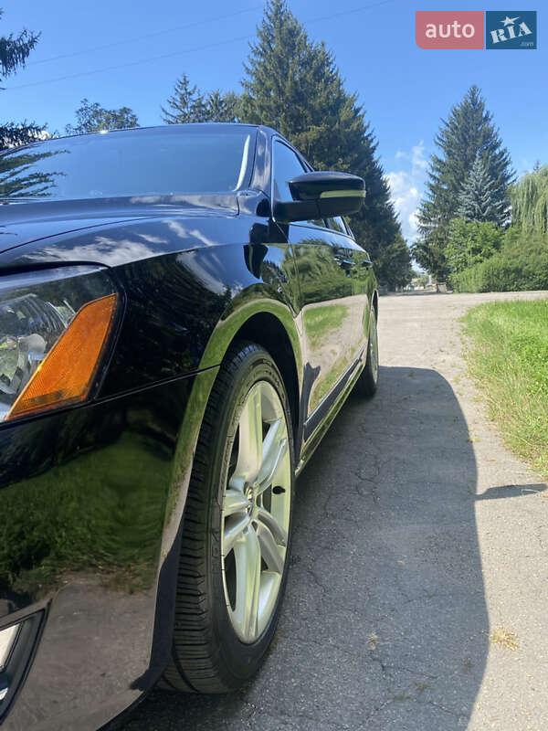 Седан Volkswagen Passat 2012 в Умани