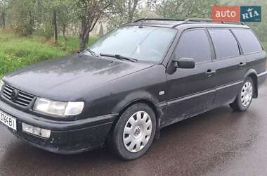 Универсал Volkswagen Passat 1995 в Калуше