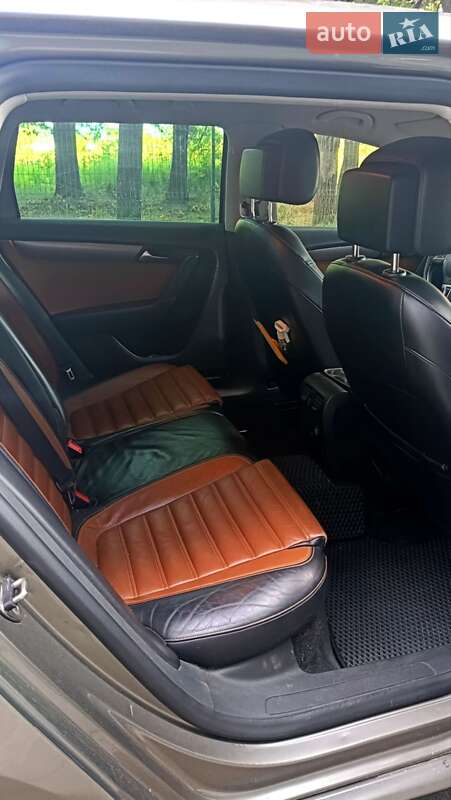 Универсал Volkswagen Passat 2012 в Чернигове