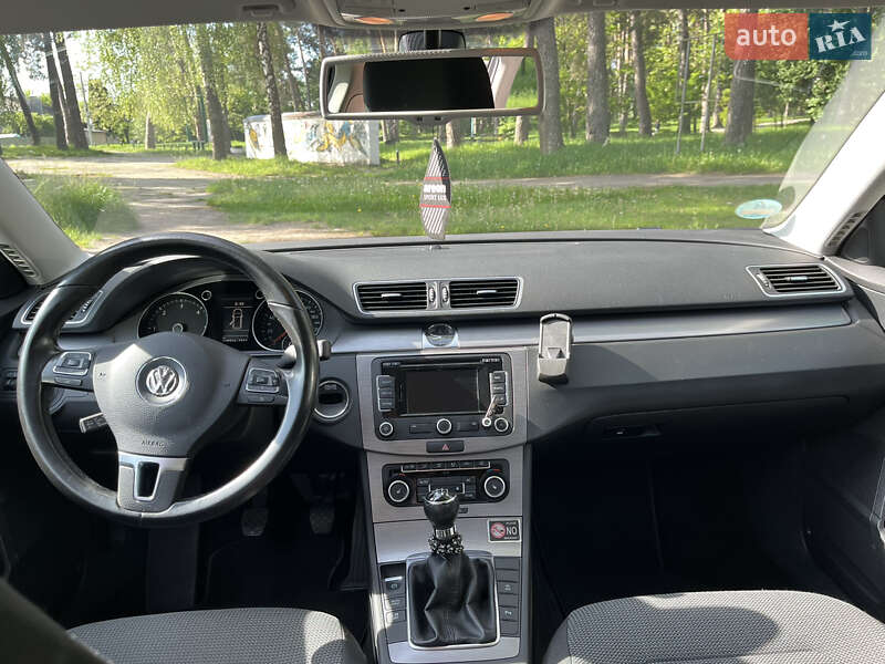 Универсал Volkswagen Passat 2011 в Казатине
