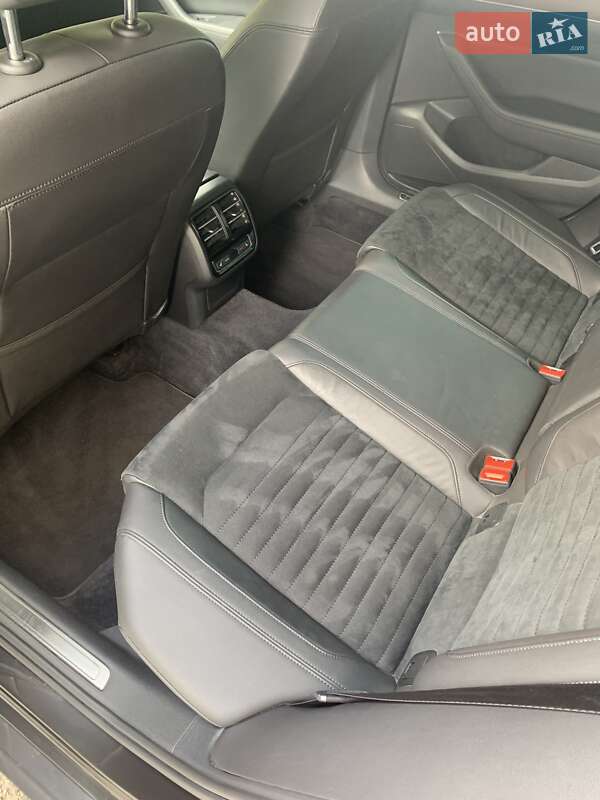 Седан Volkswagen Passat 2018 в Харькове